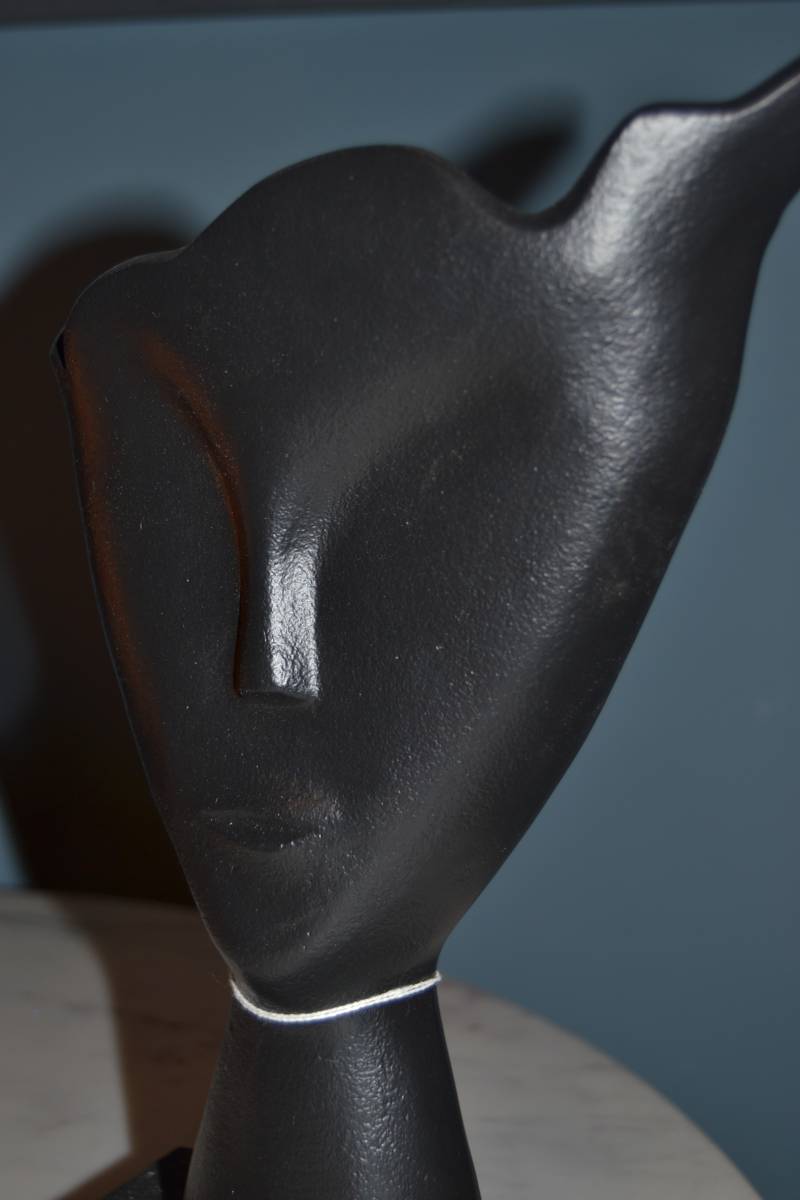 Trouver une statue masque noir de la marque Jolipa à Toulon 83